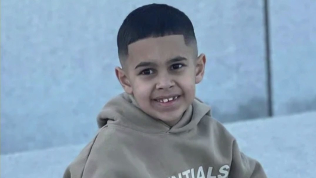 Tampa PD searching for gunman who killed 7-year-old